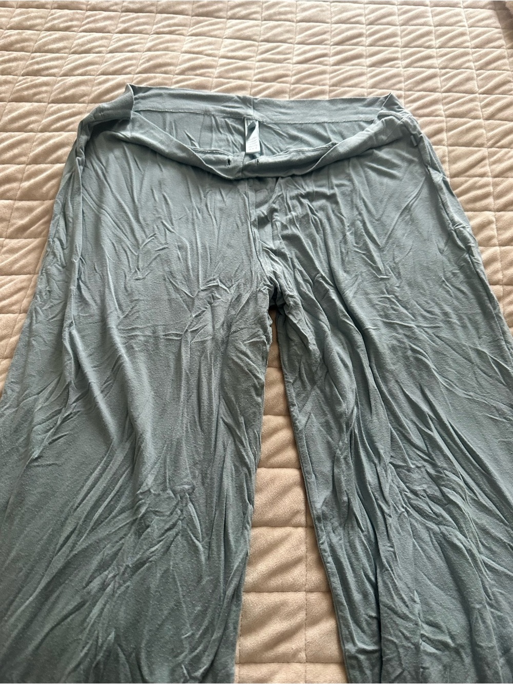 SKIMS Lightweight Wide-Leg Pajama Pants in Sage Green